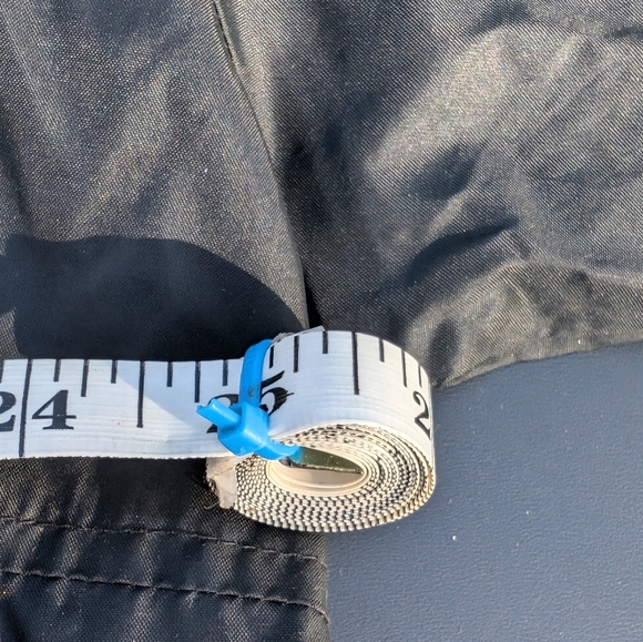 Old Navy Pullover Black , Thin - Picture 8 of 8